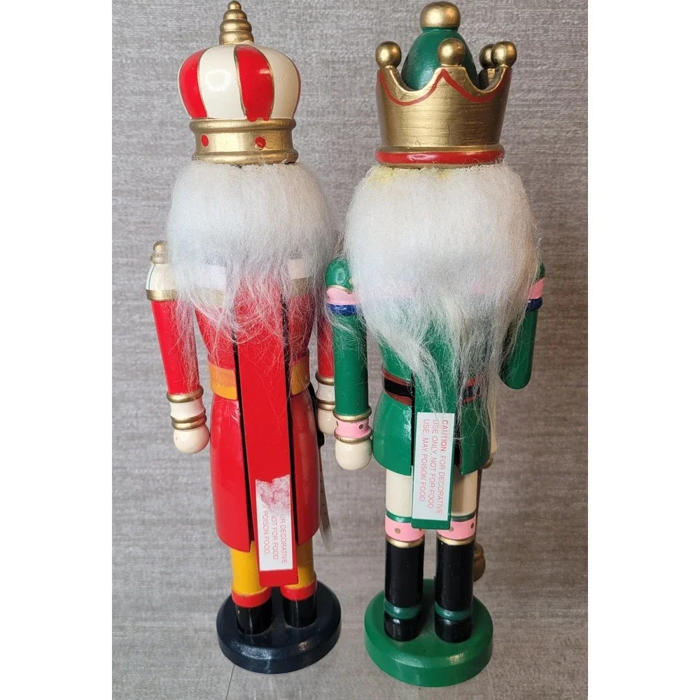 2 Wooden Nutcrackers Red Green Pink Multicolor 12